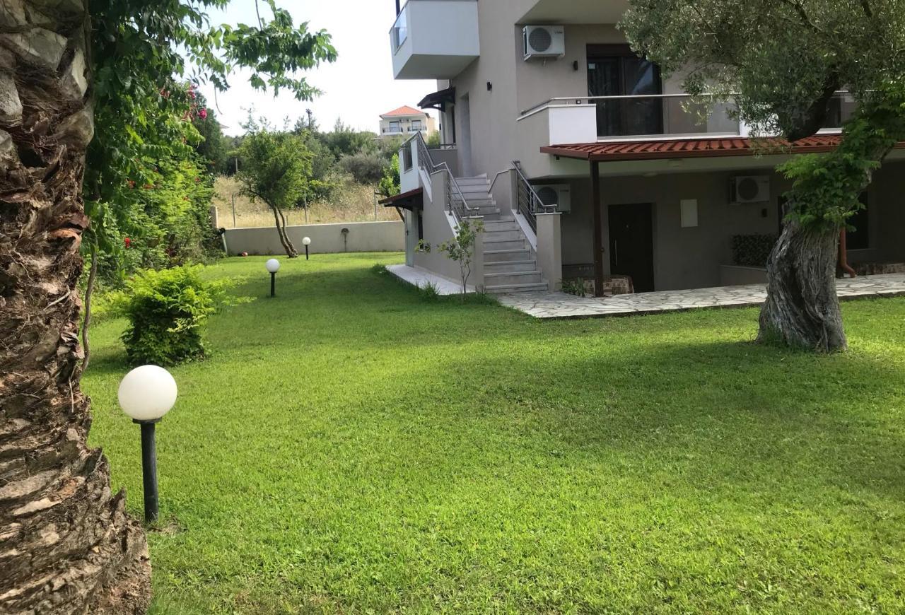 Villa Diamantis Apartments Hanioti Luaran gambar