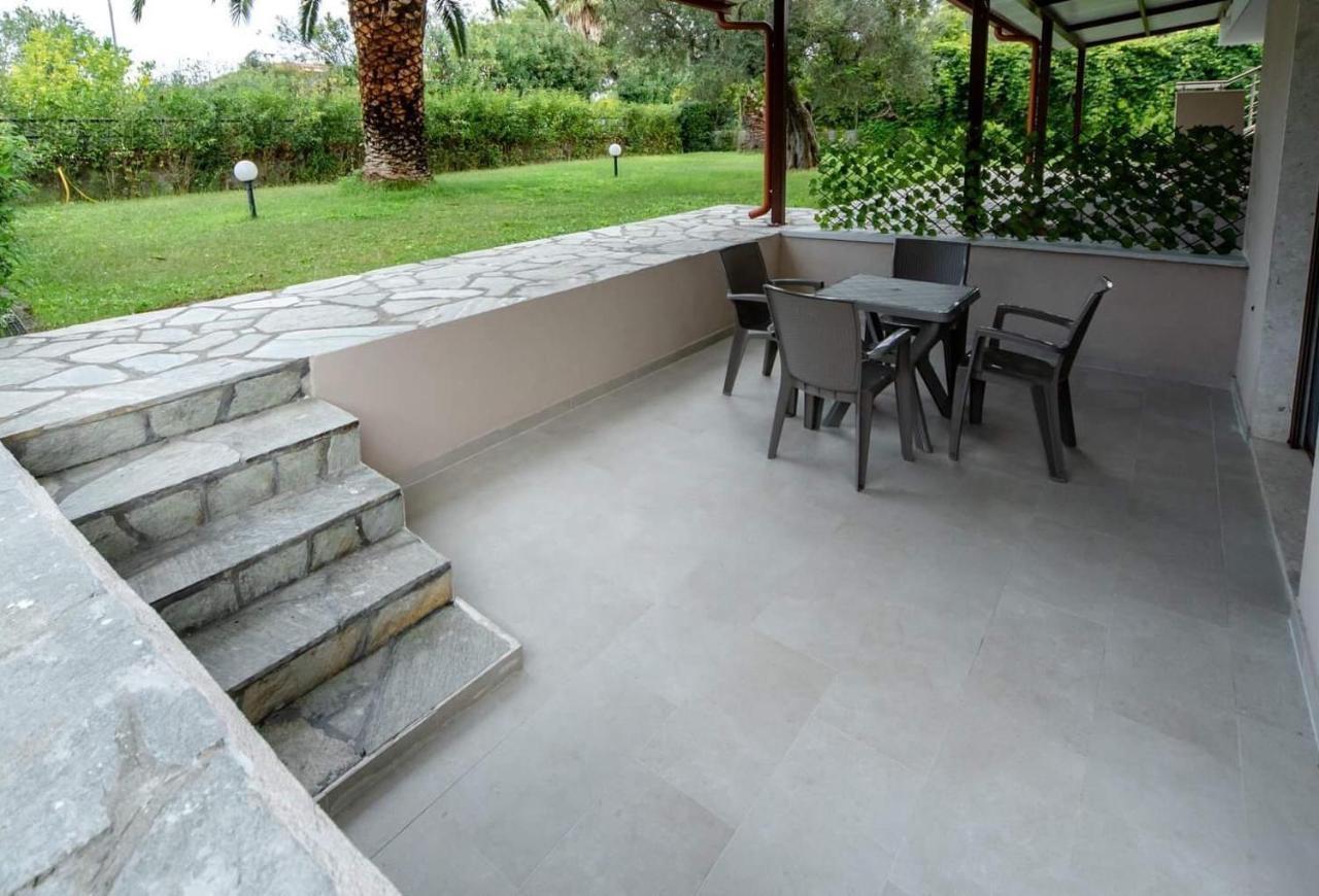 Villa Diamantis Apartments Hanioti Luaran gambar