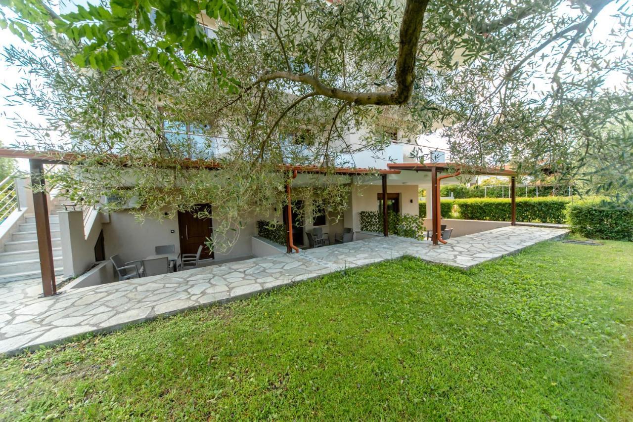 Villa Diamantis Apartments Hanioti Luaran gambar